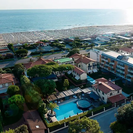 Byron Hotell 5*