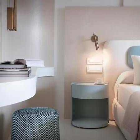 Byron Hotell 5*