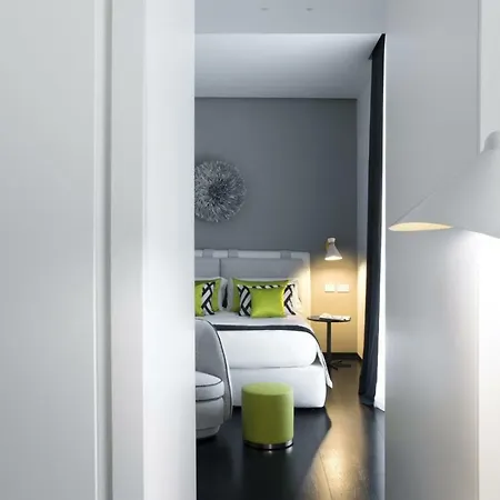 Byron Hotel 5*