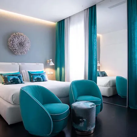 Szálloda Byron 5*